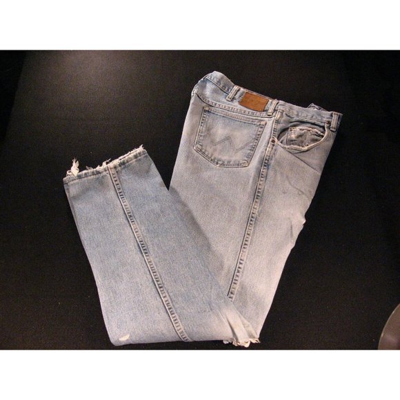 WRANGLER Jeans Mens Rugged Wear 34 x 33 MEASURED TAG 36/34 DISTRESSED Blue Denim - Picture 1 of 10